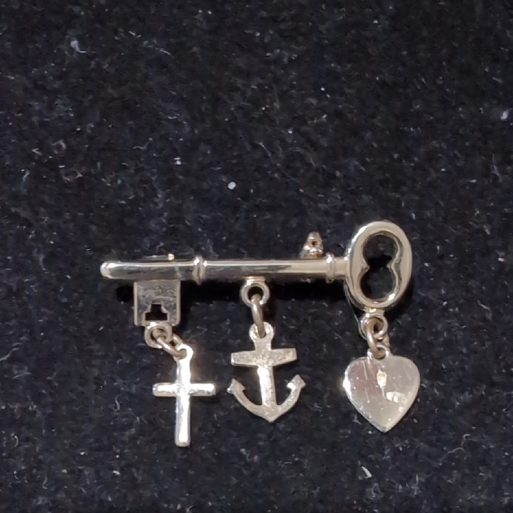 Christian Religious Lapel Pin Brooch Gold Tone with a Cross Anchor and Heart
